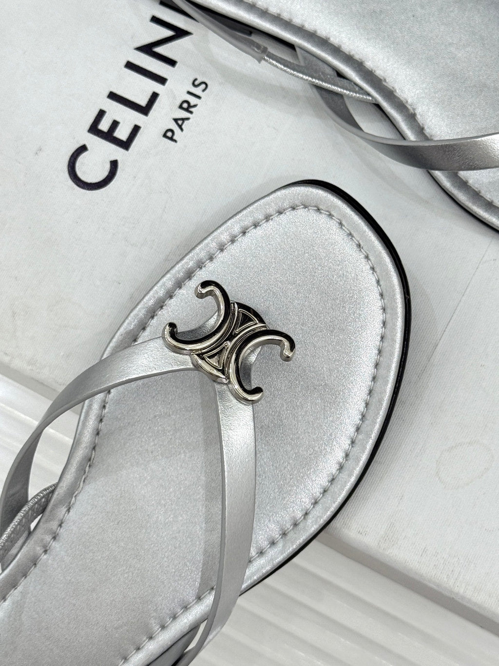 CELINE 26S THONG SANDALS IN SILVER CALFSKIN