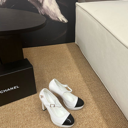 CHANEL 26S MARY JANE HEELS IN WHITE CALFSKIN WITH BLACK CAP TOE