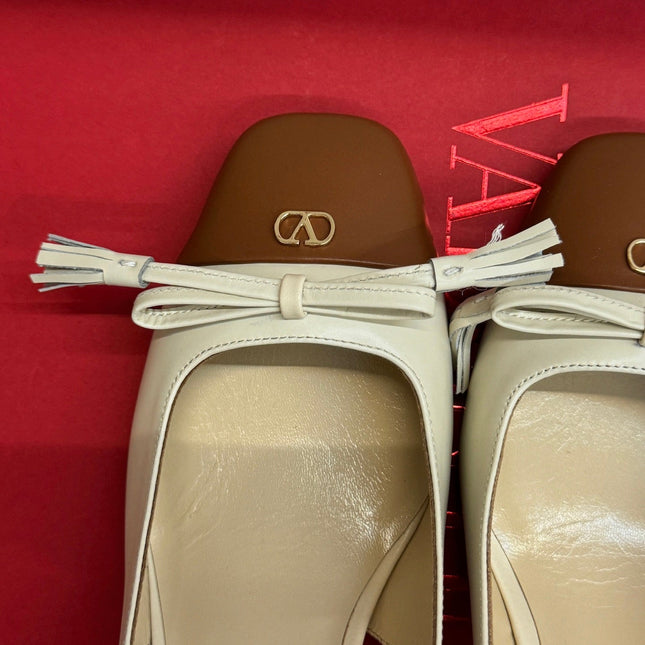 VALENTINO 26S HIGH HEEL SLINGBACKS IN BROWN AND CREAM WHITE CALFSKIN