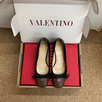 VALENTINO 26S HEELED BALLET FLATS IN BROWN AND BLACK CALFSKIN