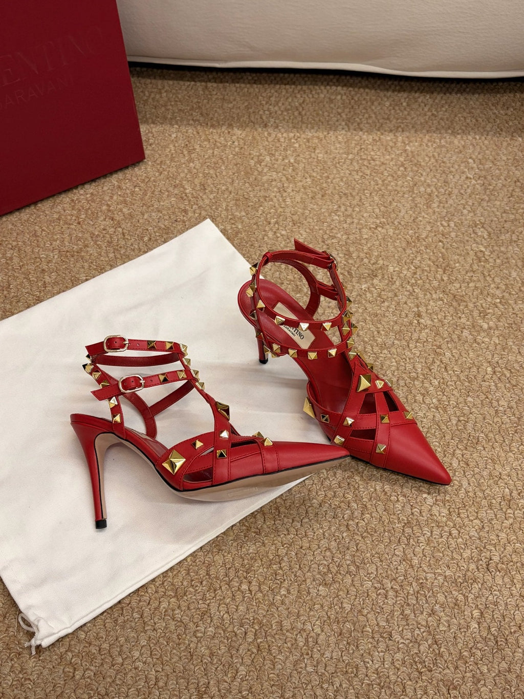 VALENTINO 26S OCKSTUD HEELS IN RED CALFSKIN
