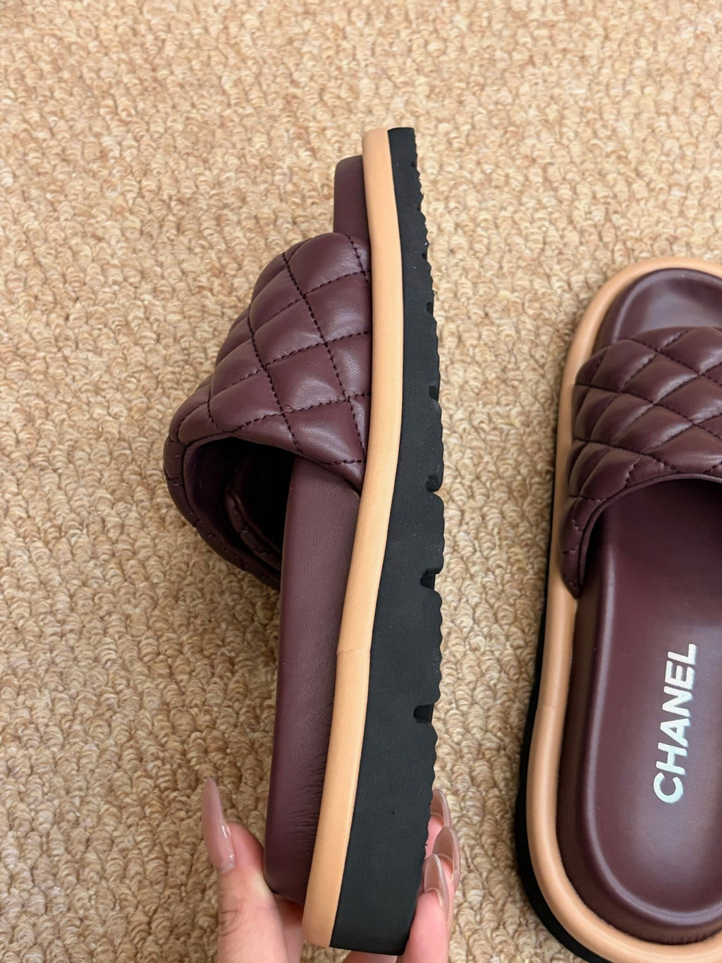 CHANEL 26S SLIDE SANDALS IN BURGUNDY RED QUILTED CALFSKIN SILVER HARDWARE