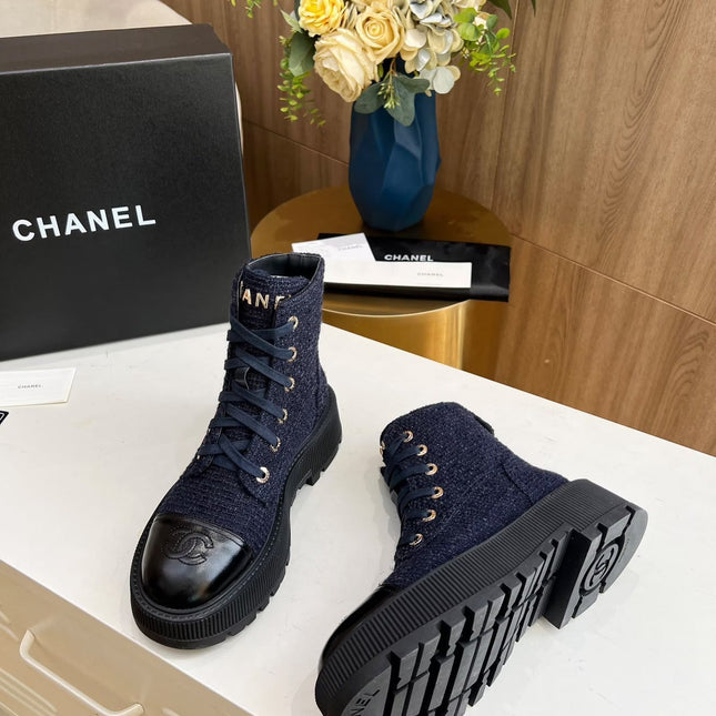 SHORT BOOTS IN DENIM BLUE TWEED AND BLACK CALFSKIN