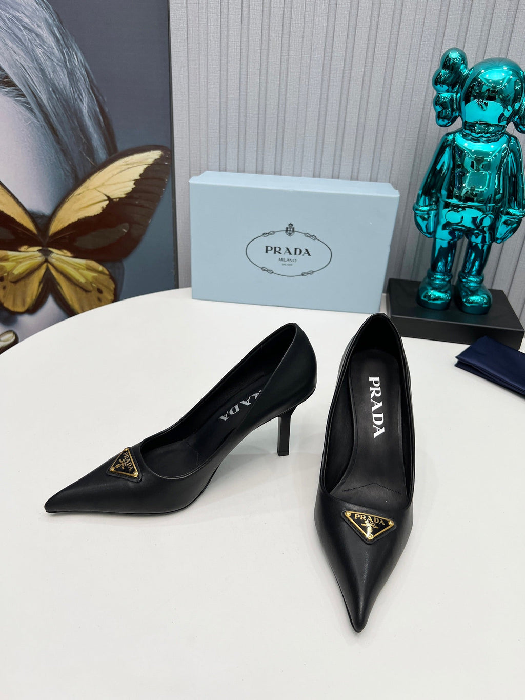 PRADA 26S POINTED TOE PUMPS STILETTO HEEL 80MM IN BLACK CALFSKIN