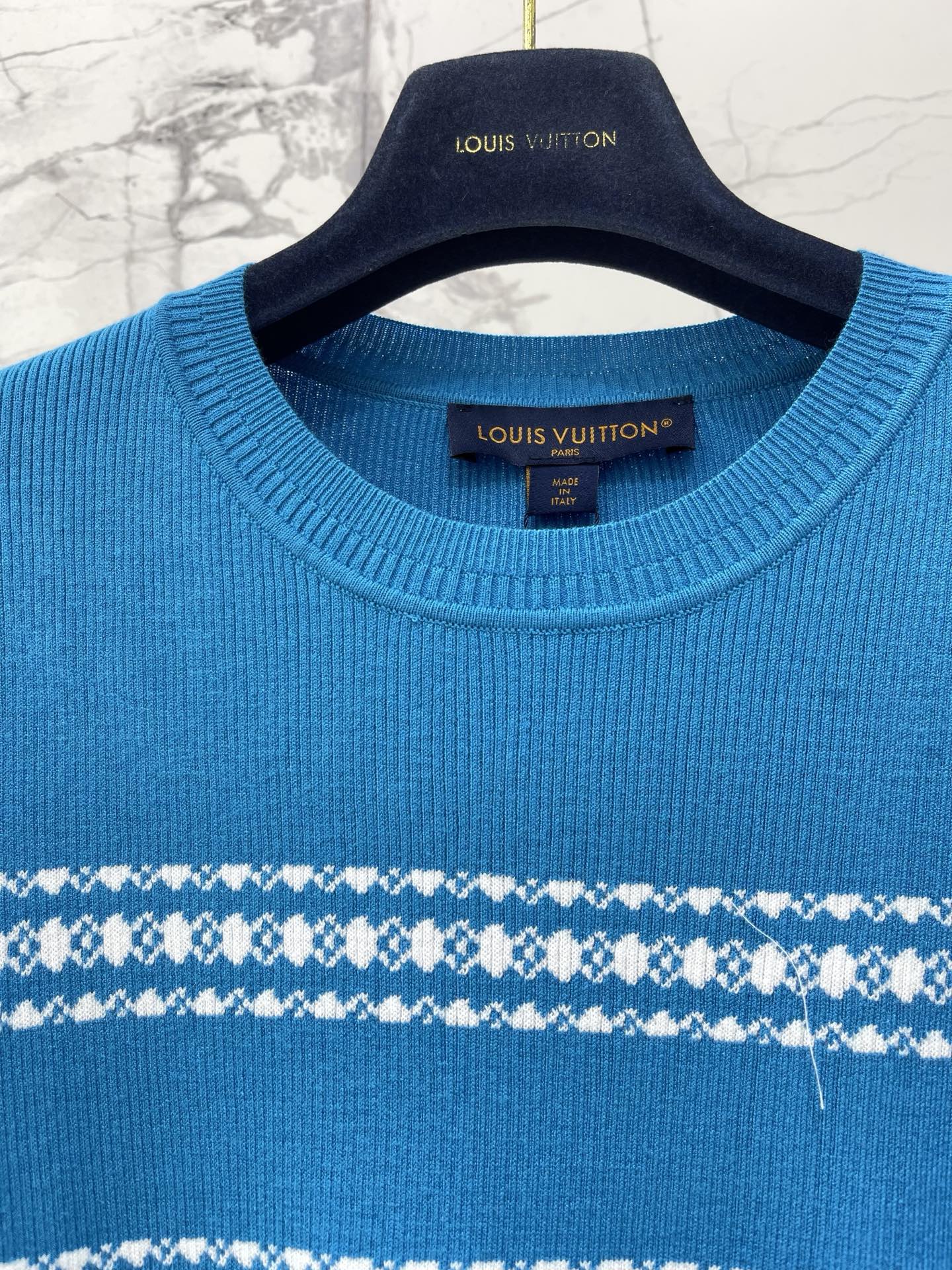 LV 26S SHORT-SLEEVED SWEATER STYLE 259