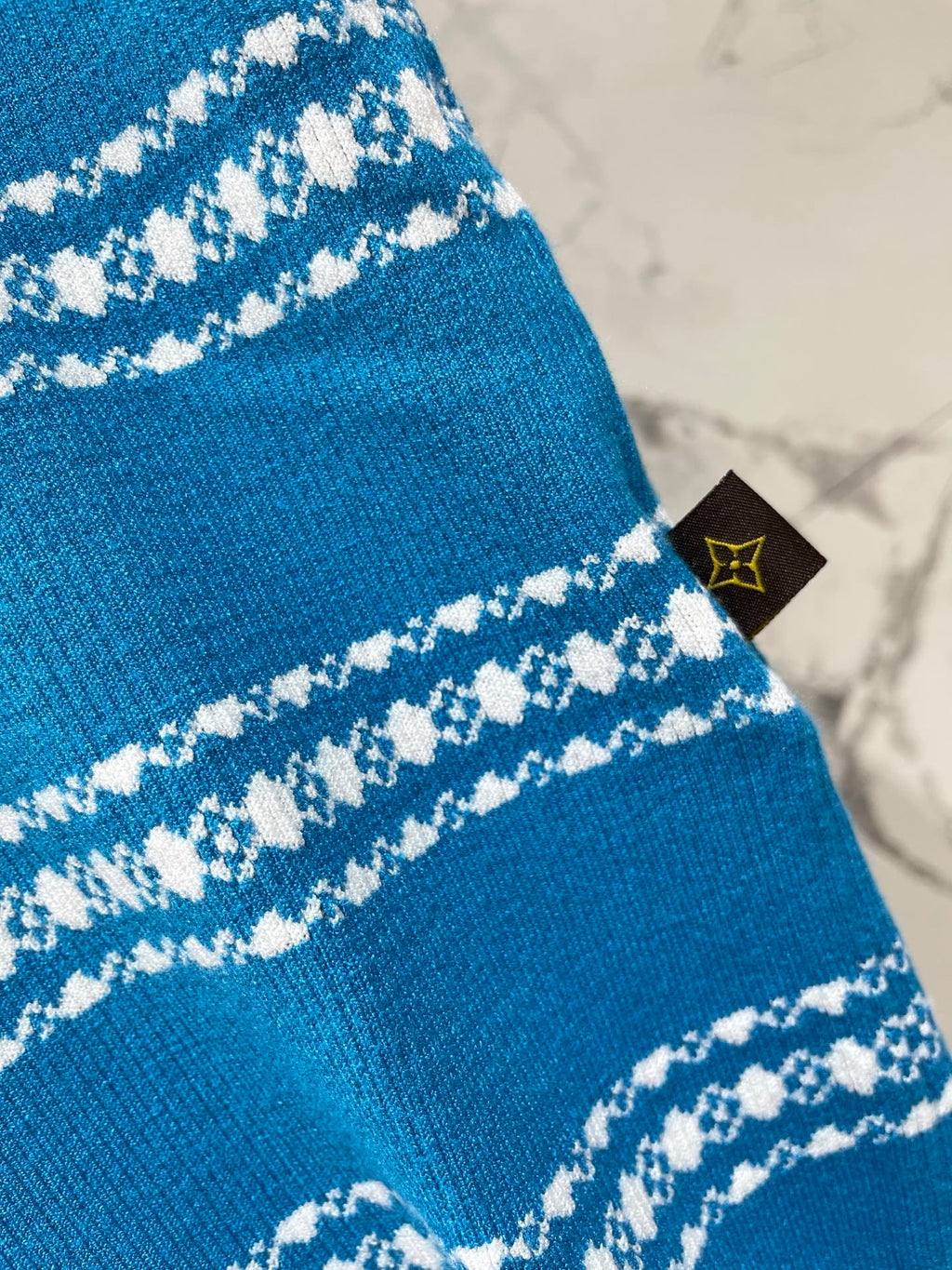 LV 26S SHORT-SLEEVED SWEATER STYLE 259