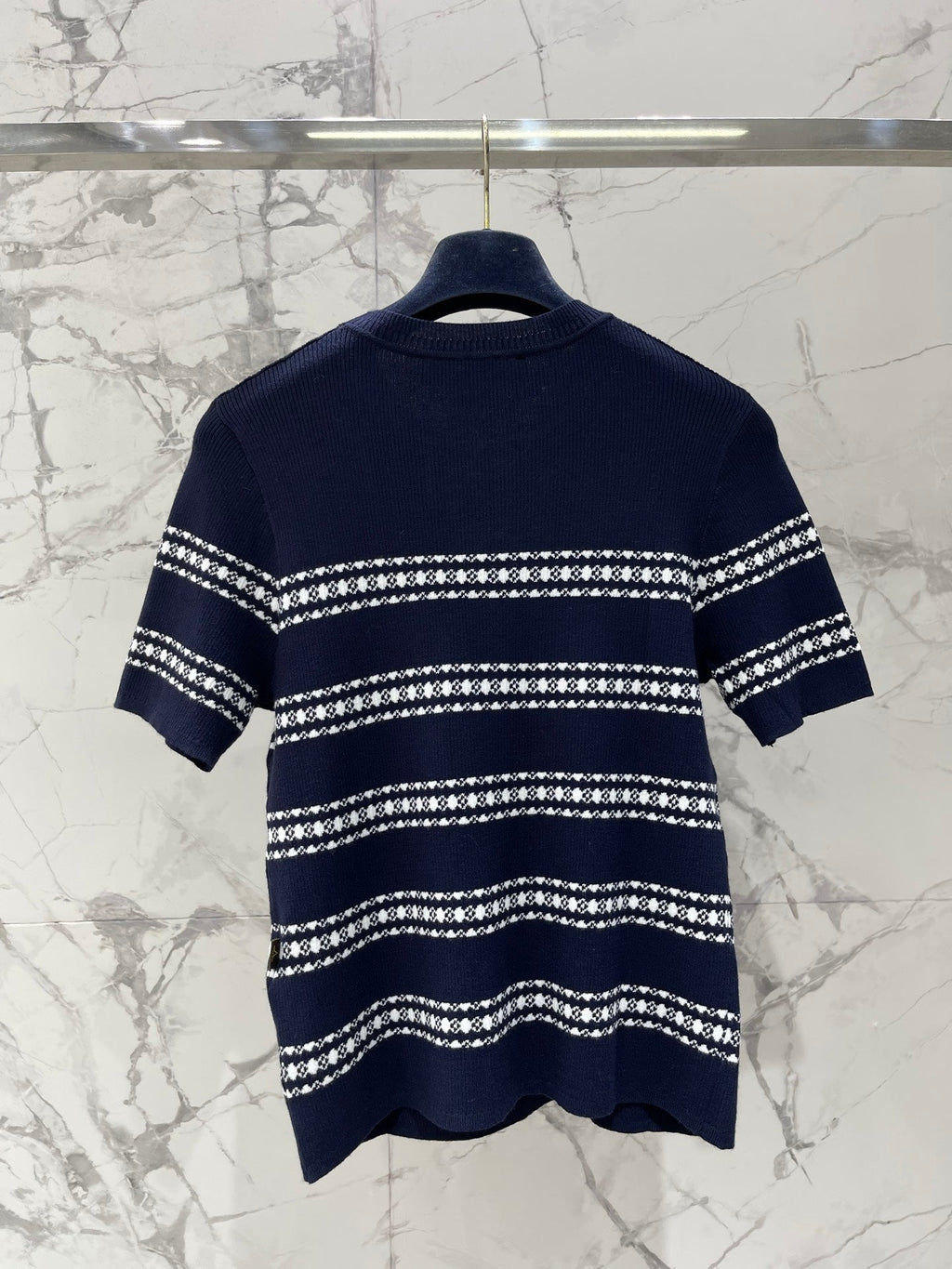 LV 26S SHORT-SLEEVED SWEATER STYLE 257