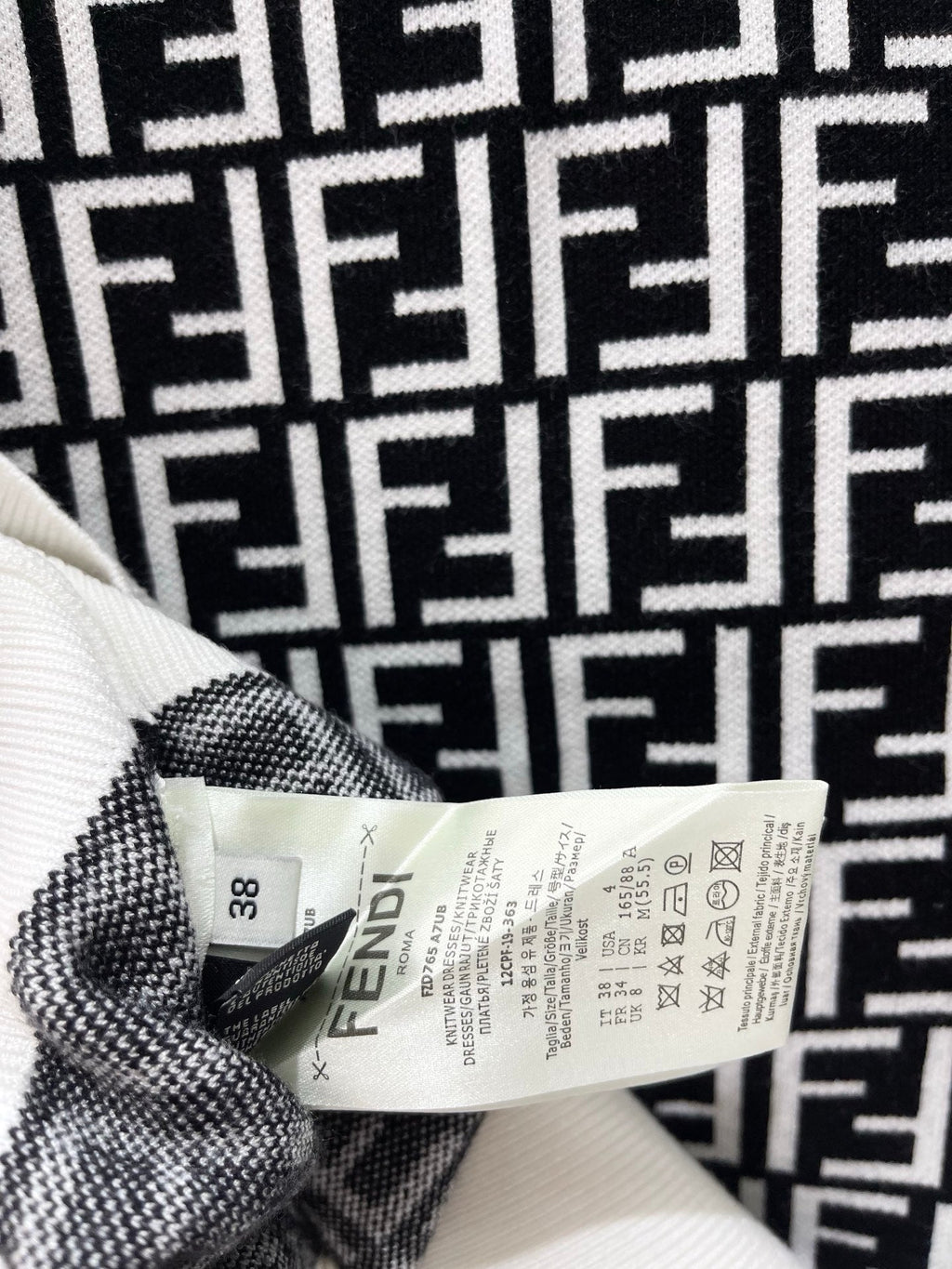 FENDI 26S KNIT TANK TOP 046