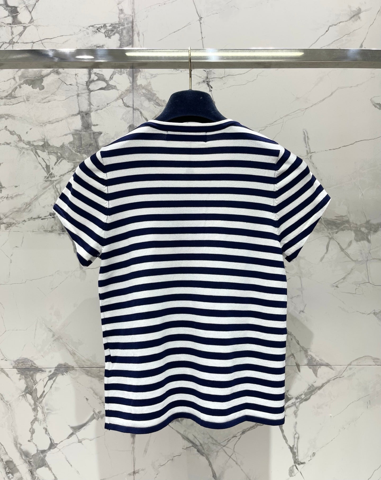 LV 26S T-SHIRT STYLE 199