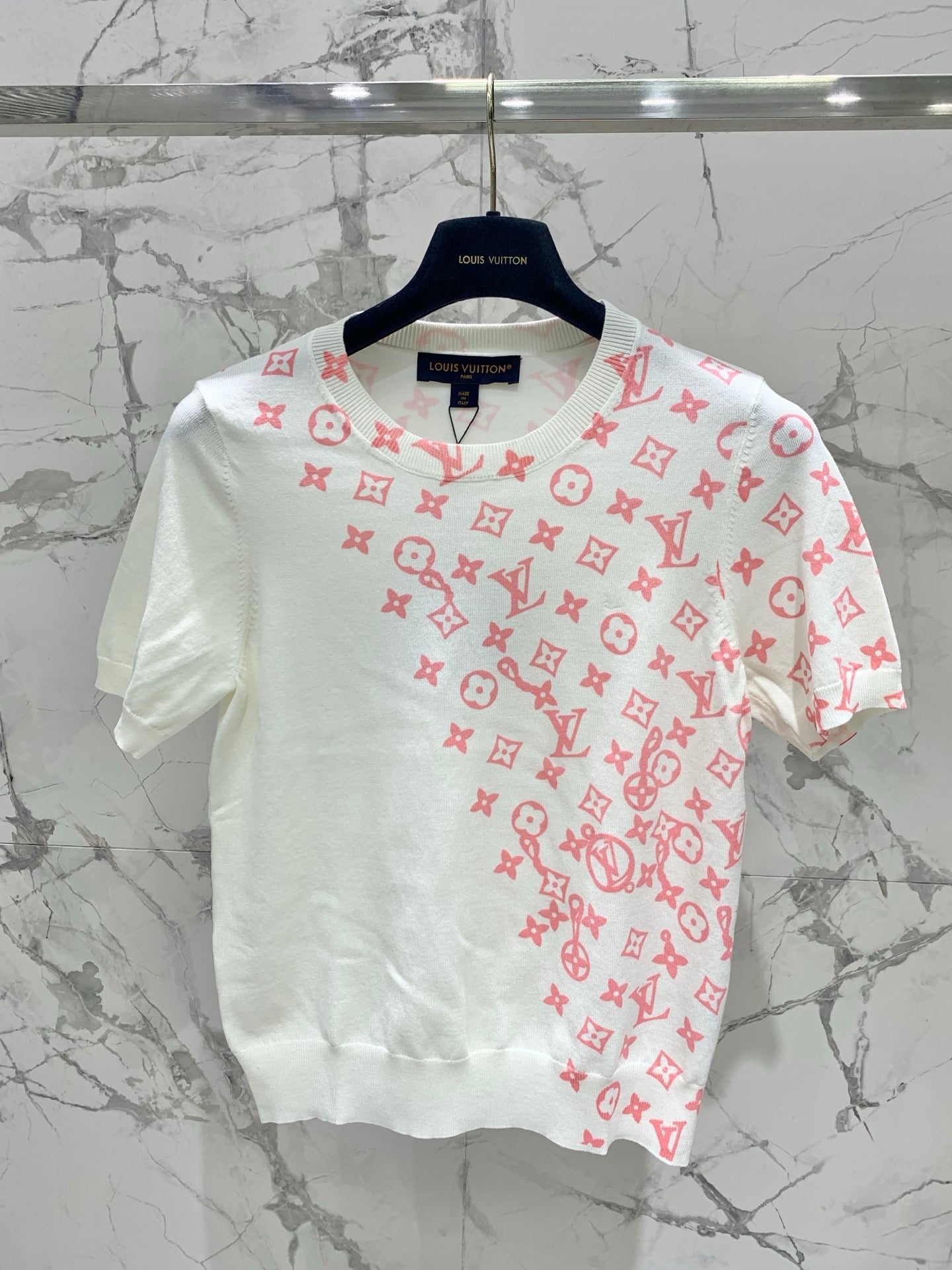 LV 26S SHORT-SLEEVED SWEATER STYLE 187