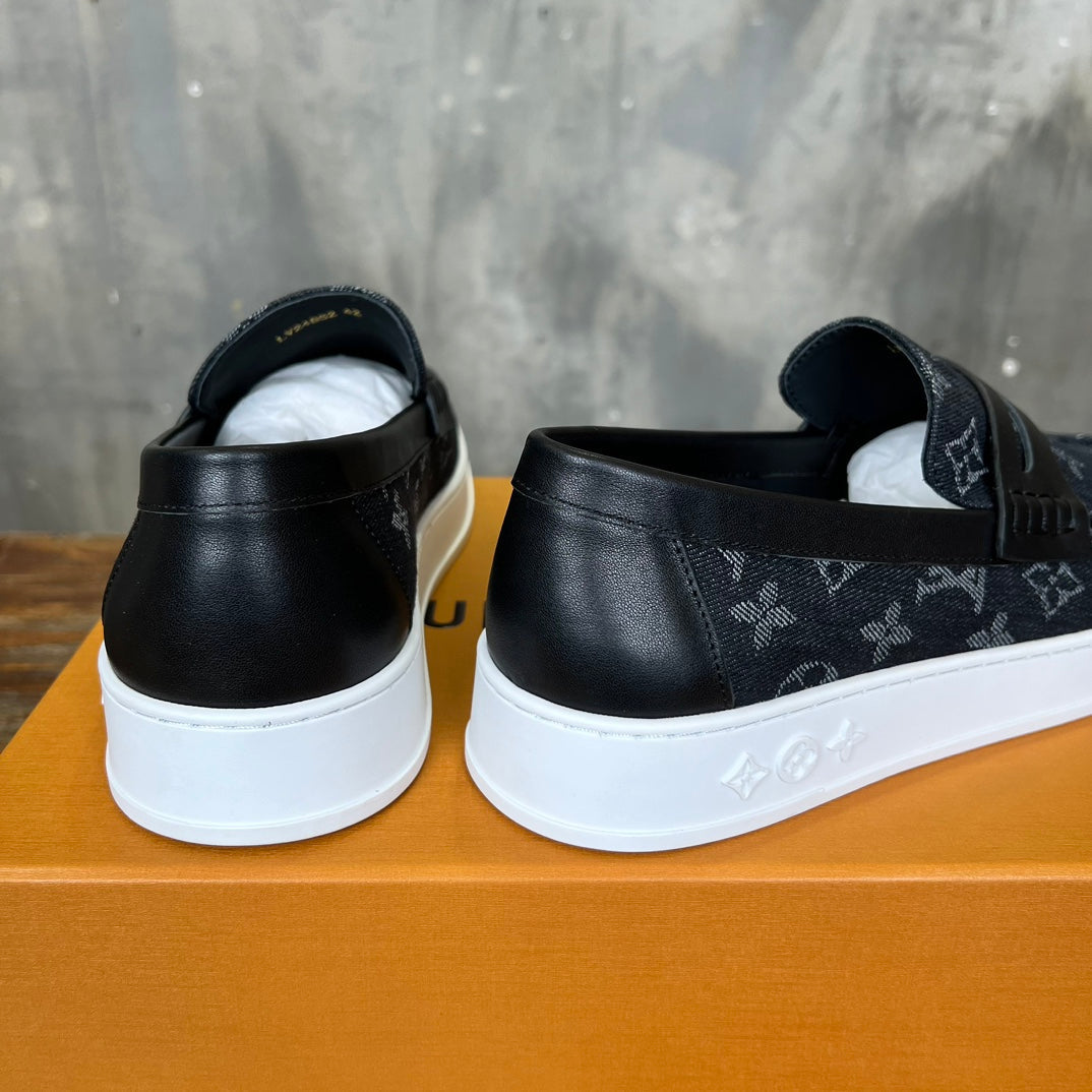 LV LOAFER IN BLACK MONOGRAM CANVAS AND CALFSKIN