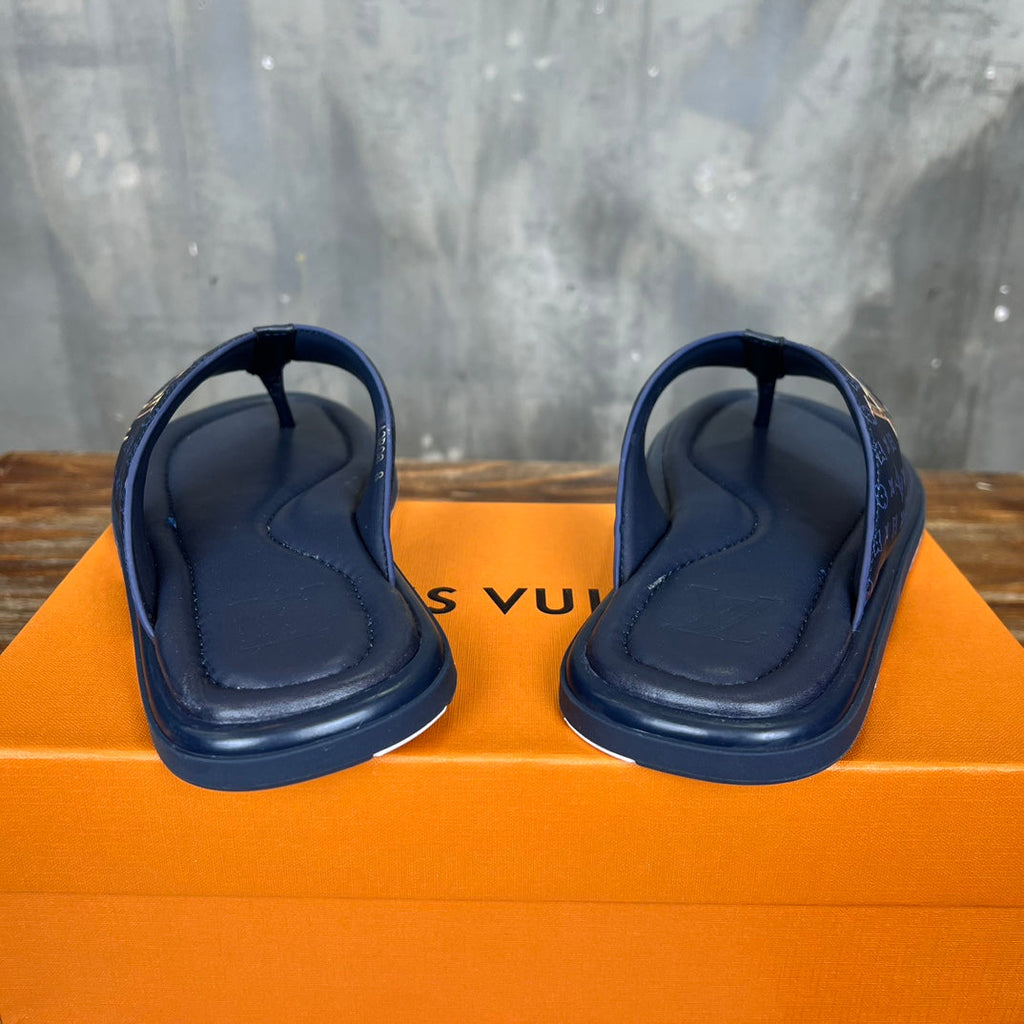 LV THONG SLIPPER IN NAVY BLUE MONOGRAM CALFSKIN