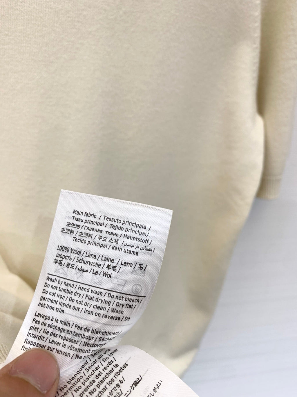 VALENTINO 26S SHORT SLEEVE KNIT TOP 228