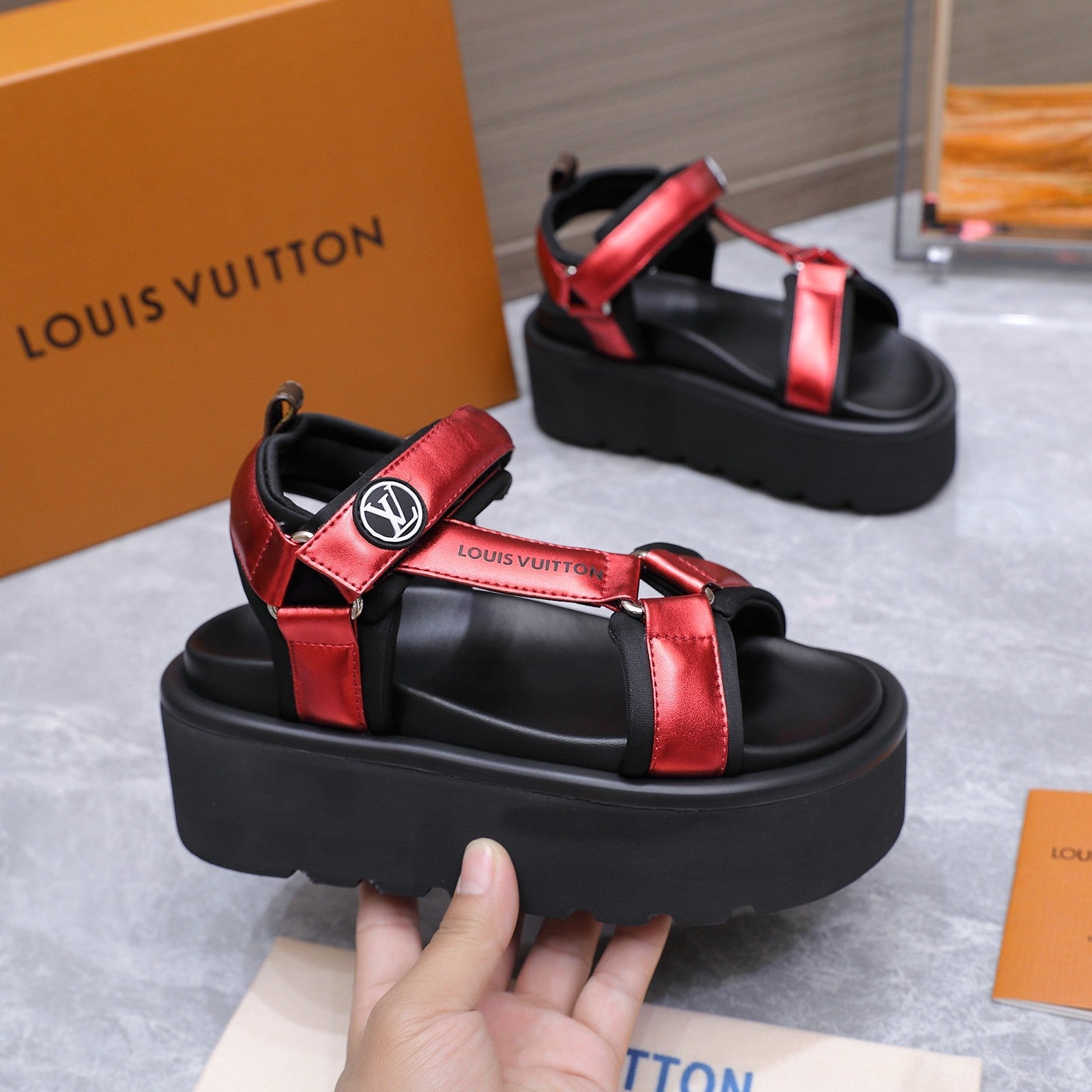 LV 26S CHAMELEON PLATFORM SANDALS 60MM IN DARK RED CALFSKIN AND EVA