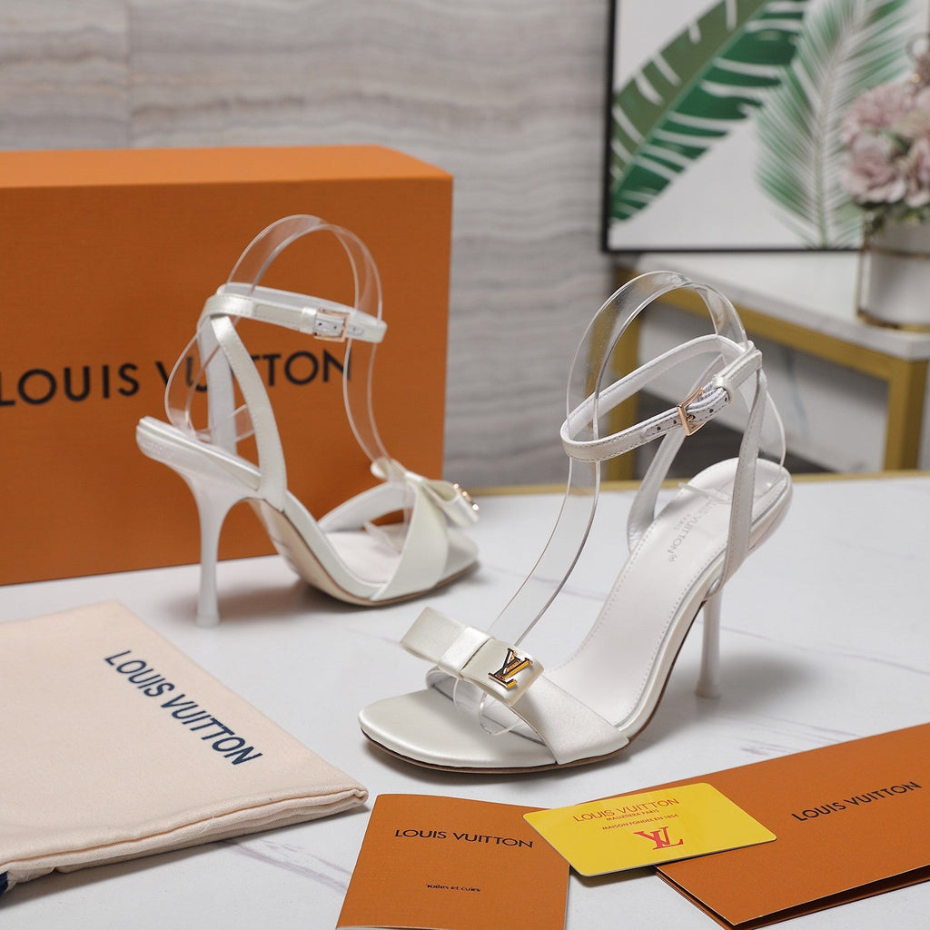 LV 26S 6AM SANDALS 90MM IN WHITE SATIN WITH BOW