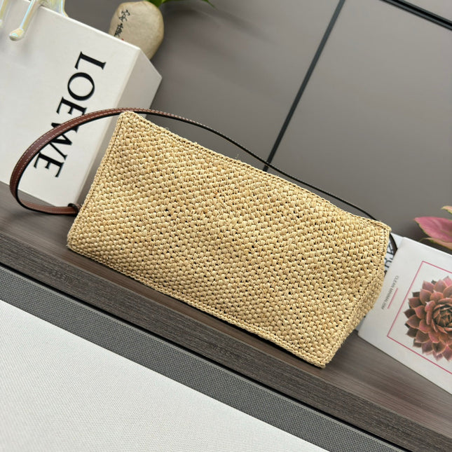 LOEWE 25S WE FONT TOTE BAG 30 IN NATURAL RAFFIA FIBER CALFSKIN SHOULDER STRAP