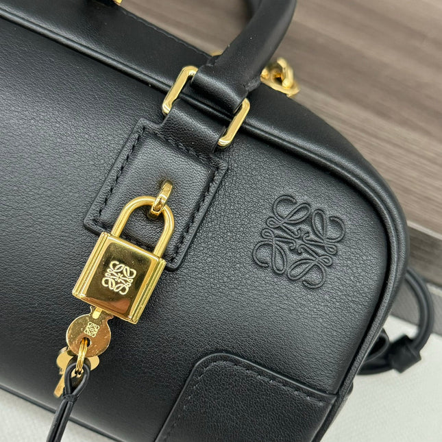 AMAZONA 23 CROPPED BAG IN BLACK SOFT GRAINED CALFSKIN
