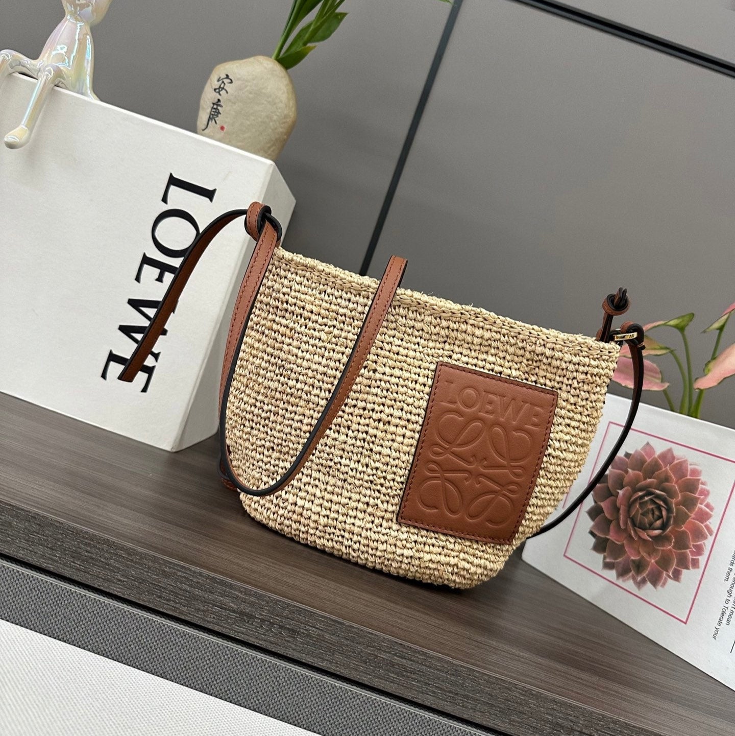 LOEWE 25S SLIT POCHETTE BAG 27 IN NATURAL CALFSKIN SHOULDER STRAP