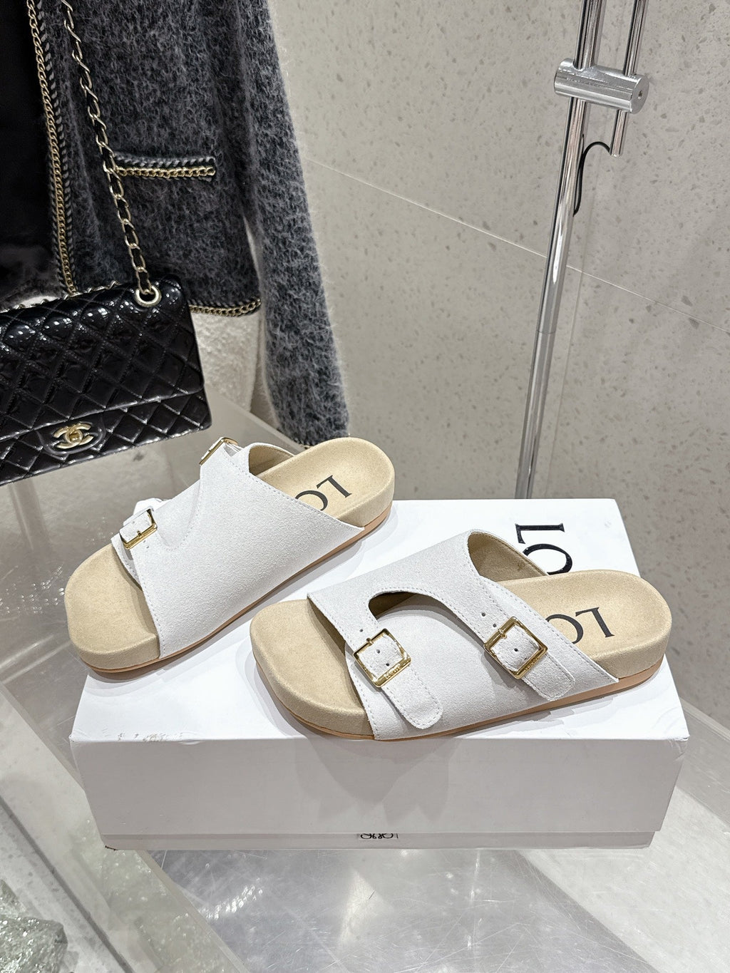 LOEWE 26S EASE SLIDE IN WHITE SUEDE