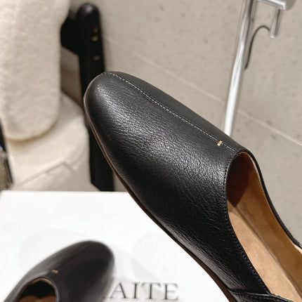 CELINE 26S FLAT SHOES IN BLACK LAMBSKIN