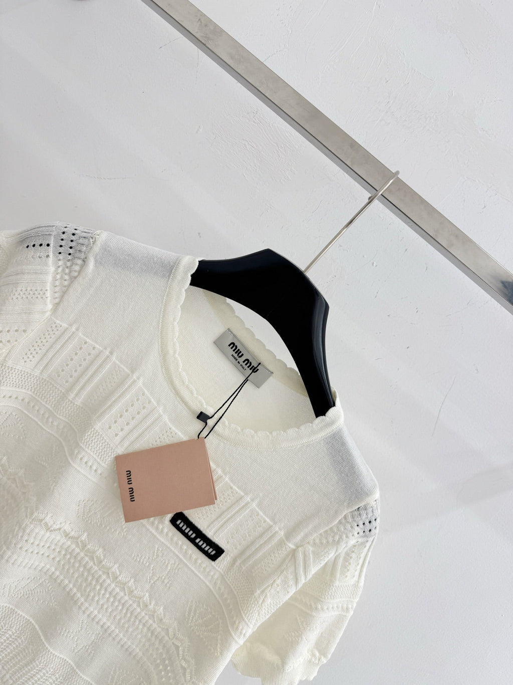 MIUMIU 26S SHORT-SLEEVED SWEATER STYLE 1074