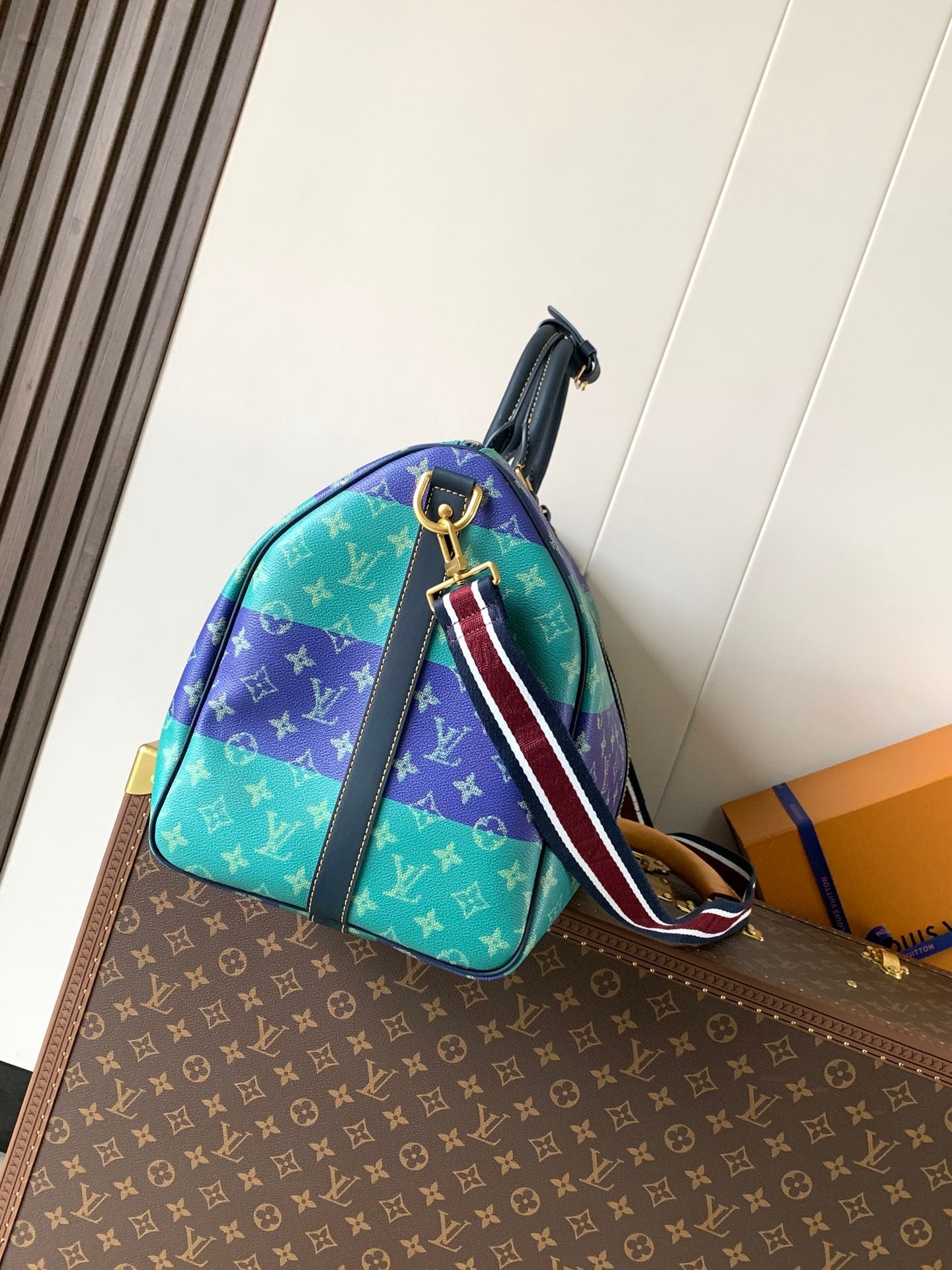 LV 26S KEEPALL 50 IN BLUE WITH LIGHT BLUE ACCENTS COATED CANVAS