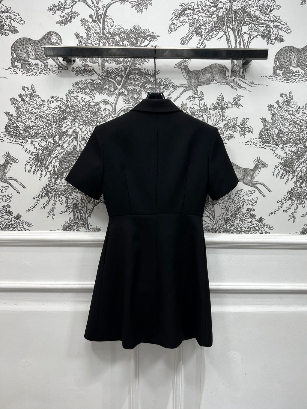 LV SHORT-SLEEVE BLAZER DRESS 274529