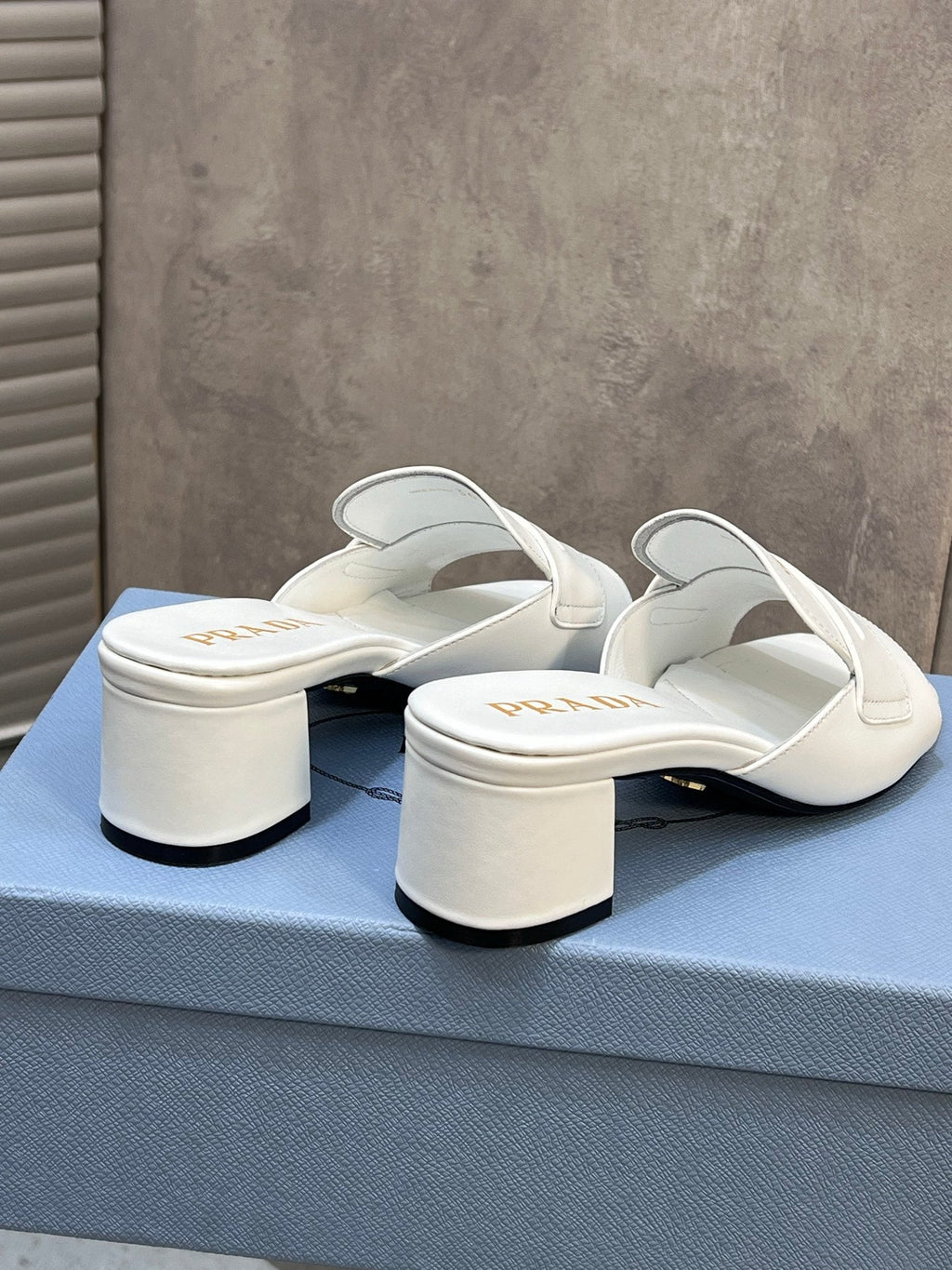 PRADA 26S BLOCK HEEL SLIDE SANDALS 60MM IN WHITE CALFSKIN WITH LOGO
