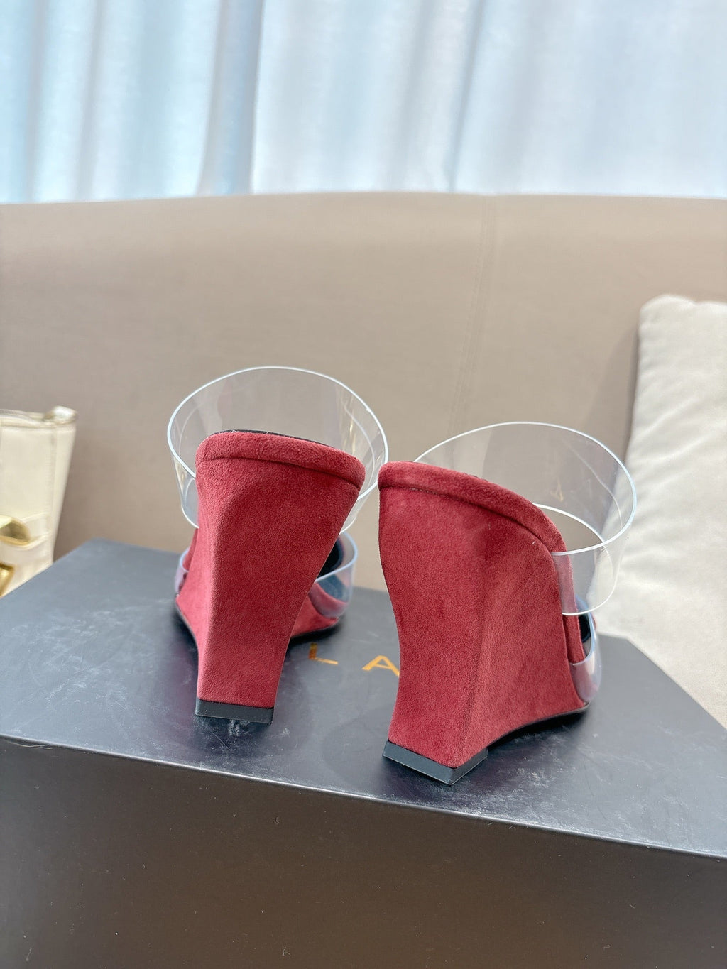 ALAIA 26S HIGH-HEEL WEDGE MULES 95 MM IN DARK RED SUEDE