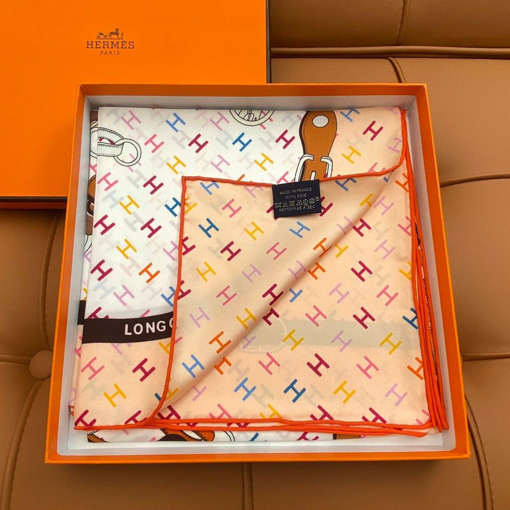 HERMES 25S SCARF 90 IN SILK 703679