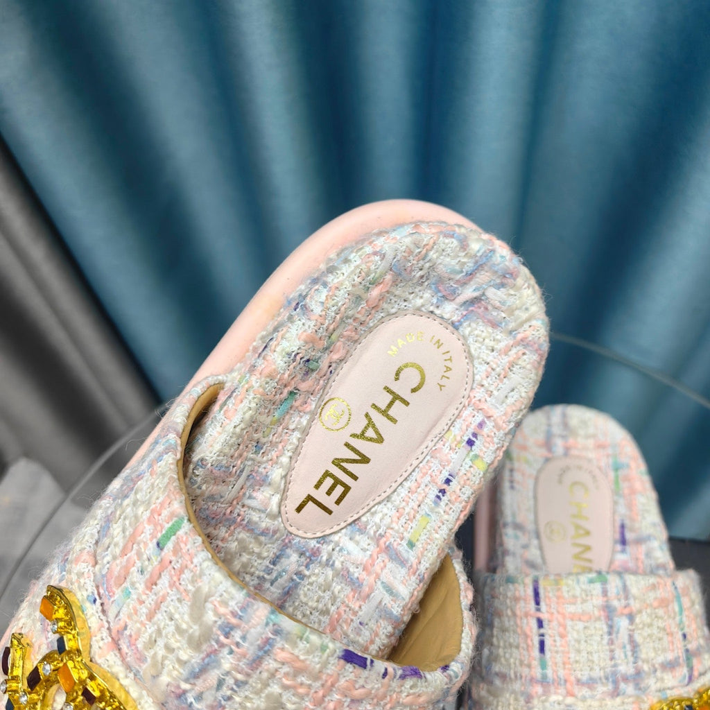 PLATFORM HEELS SANDALS IN LIGHT PINK TWEED