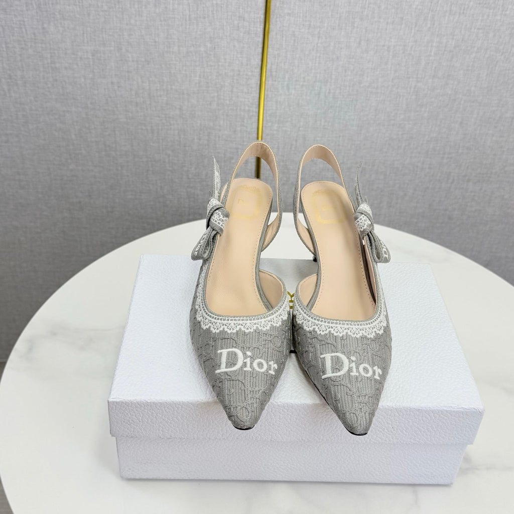 DIOR 26S SLINGBACK PUMPS IN GRAY FABRIC EMBOSSED LOGO