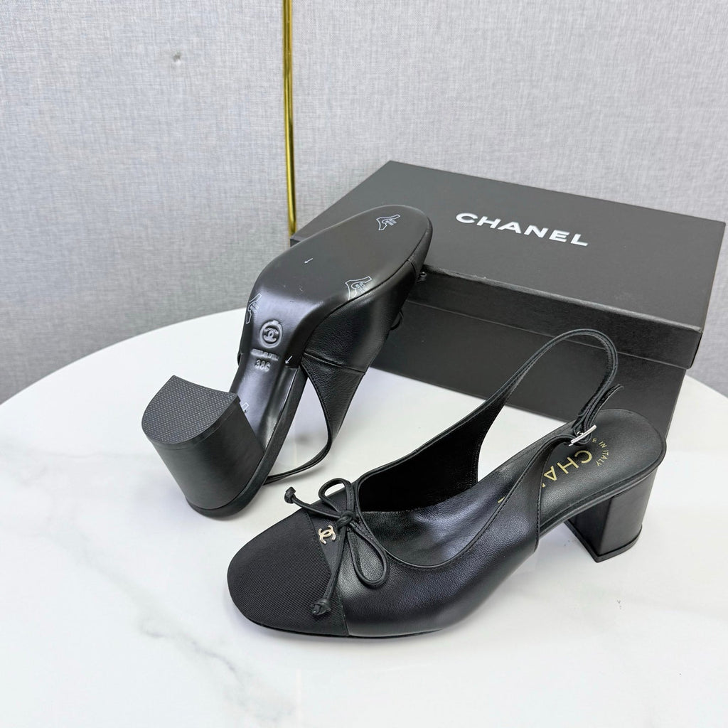 CHANEL 26S SLINGBACK HEELS 45 MM IN BLACK LAMBSKIN AND FABRIC