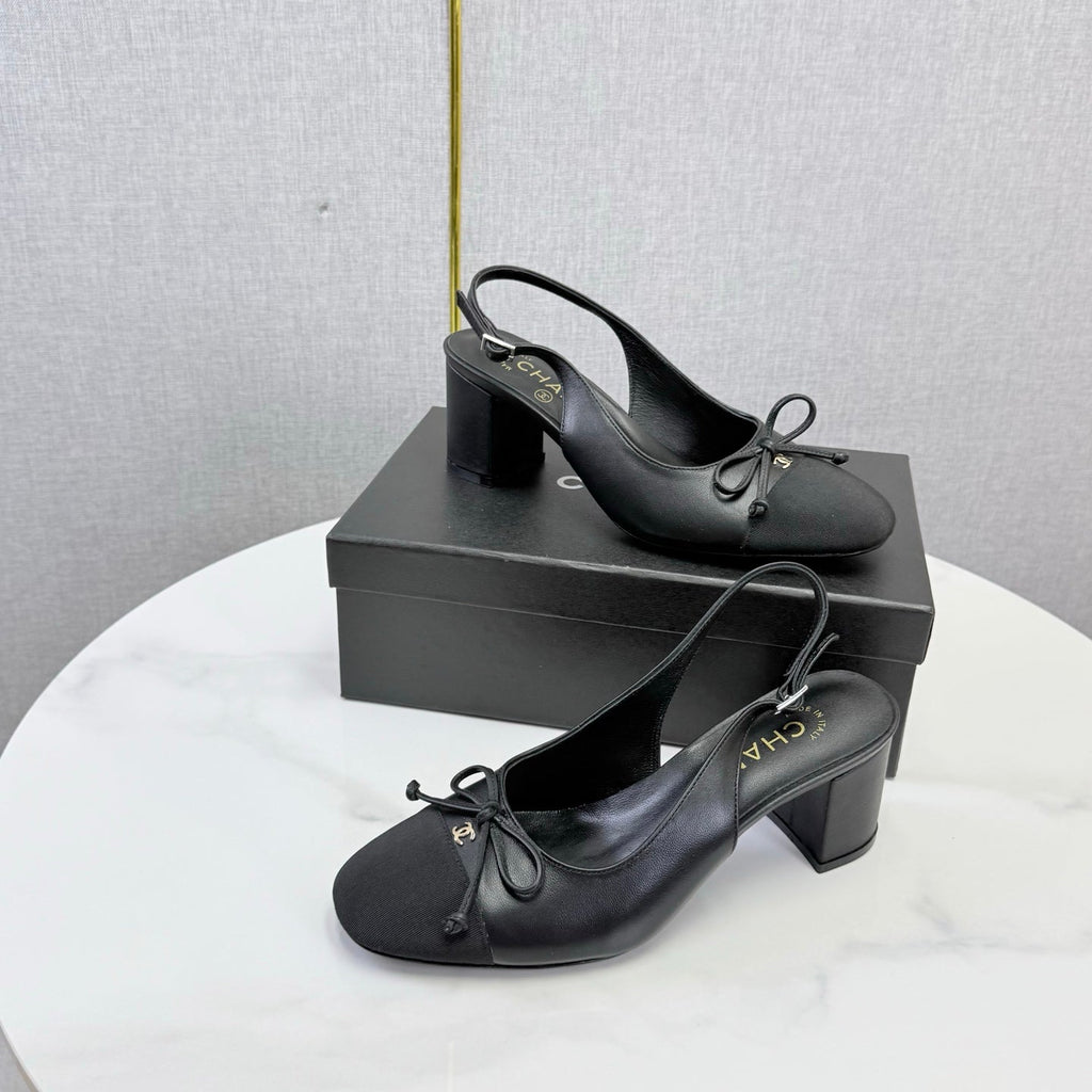 CHANEL 26S SLINGBACK HEELS 45 MM IN BLACK LAMBSKIN AND FABRIC