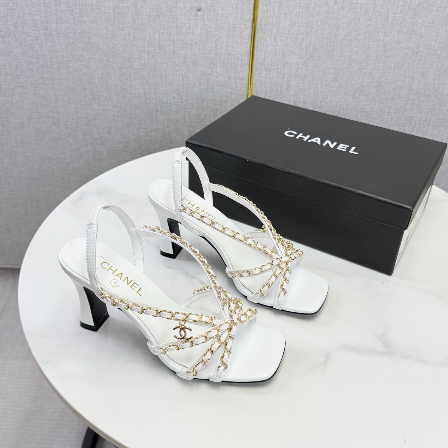 CHANEL 26S CHAIN STRAP HIGH HEELS 65 MM IN WHITE LAMBSKIN