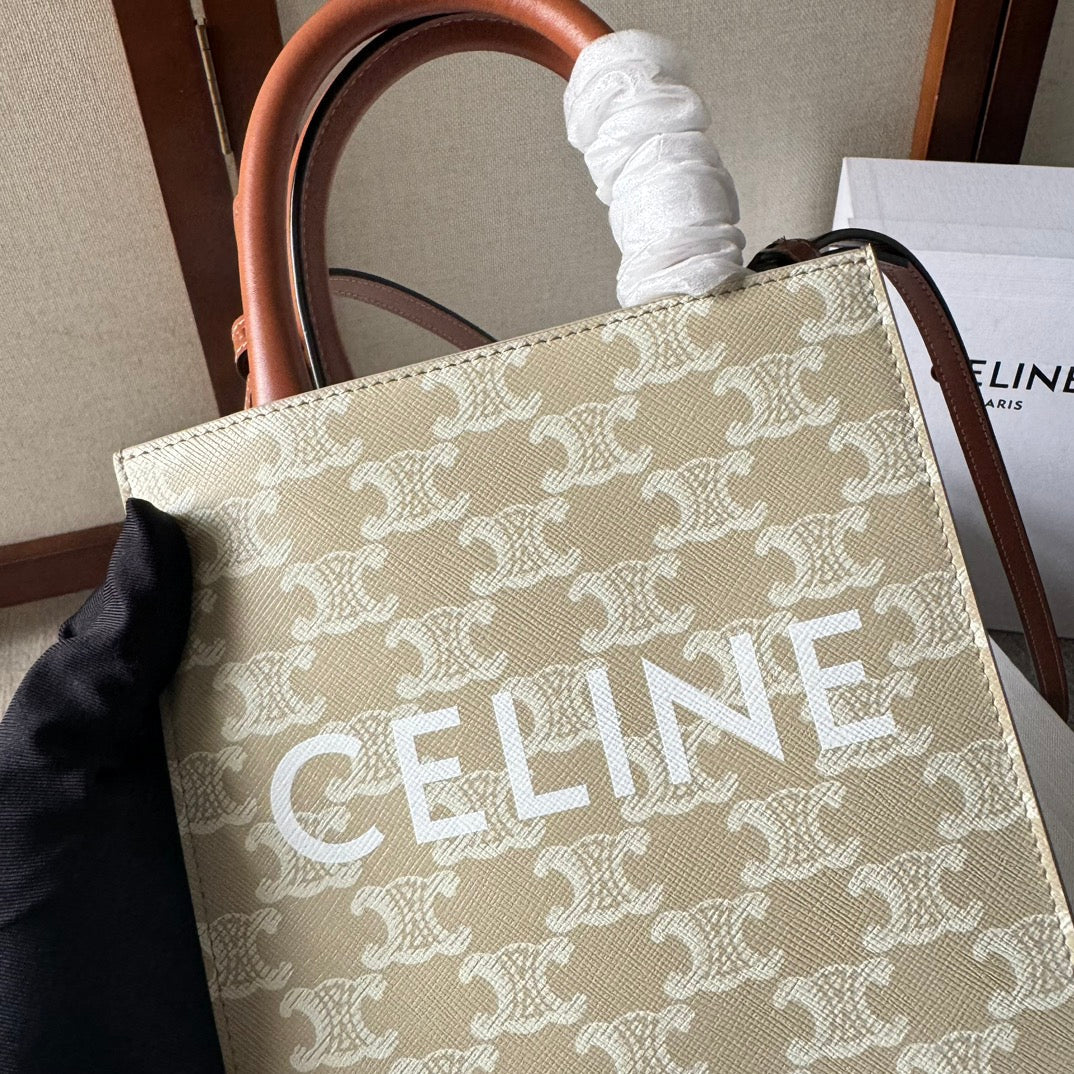 CP BAG MINI 21 VERTICAL CABAS BEIGE IN TRIOMPHE CANVAS