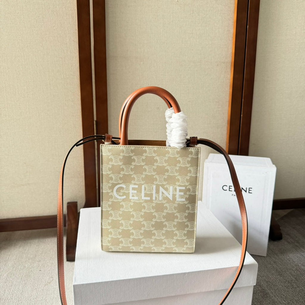 CP BAG MINI 21 VERTICAL CABAS BEIGE IN TRIOMPHE CANVAS