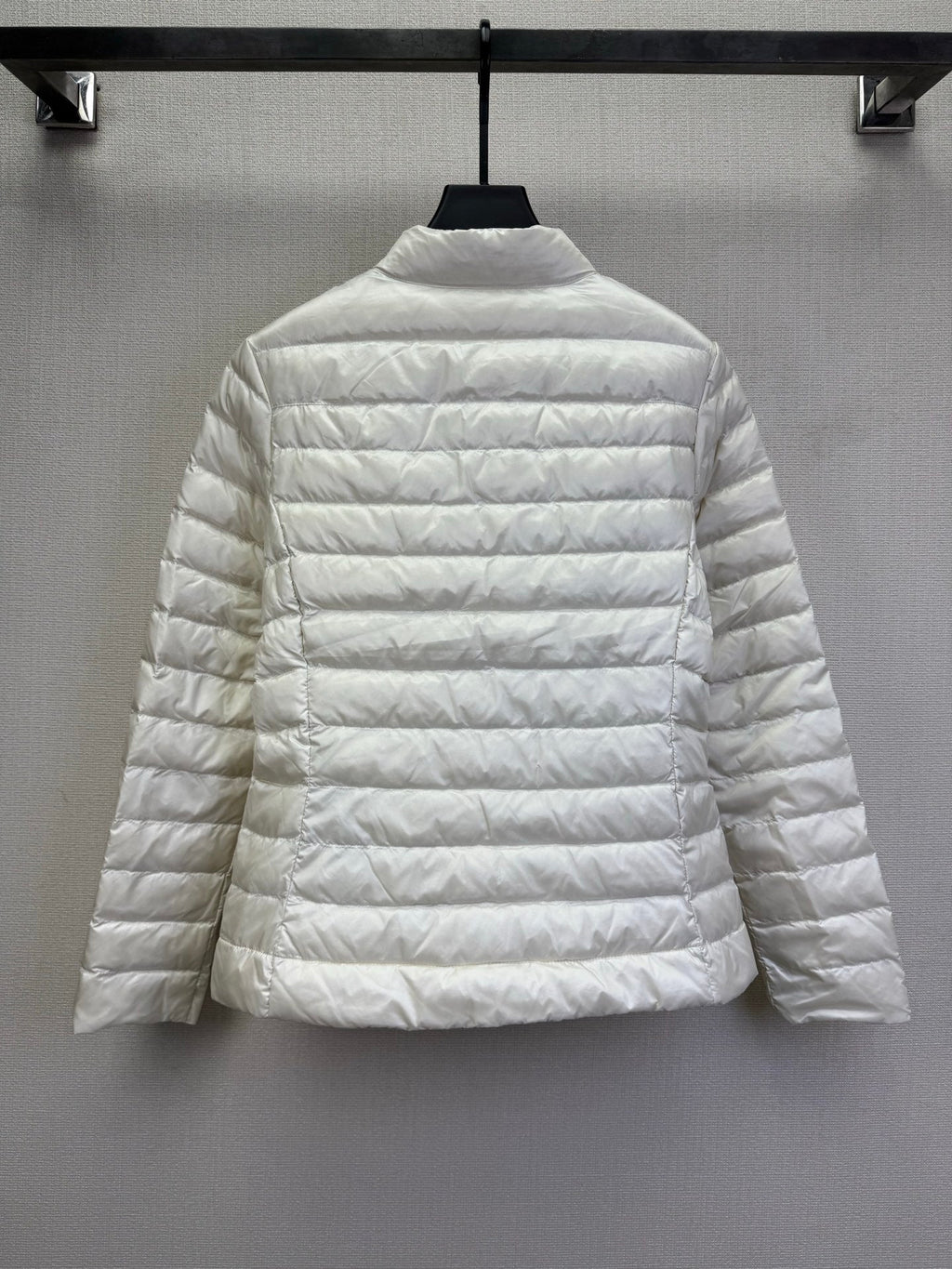 MONCLER 25S JACKET IN WHITE 048