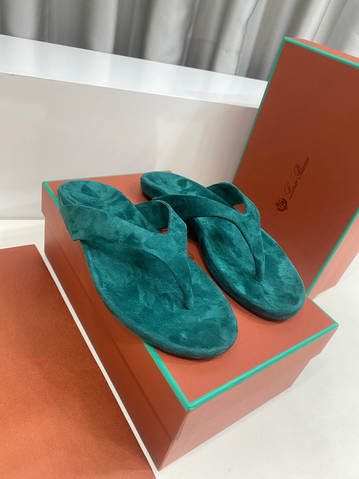LP 26S THONG SANDALS IN DEEP TEAL GREEN SUEDE