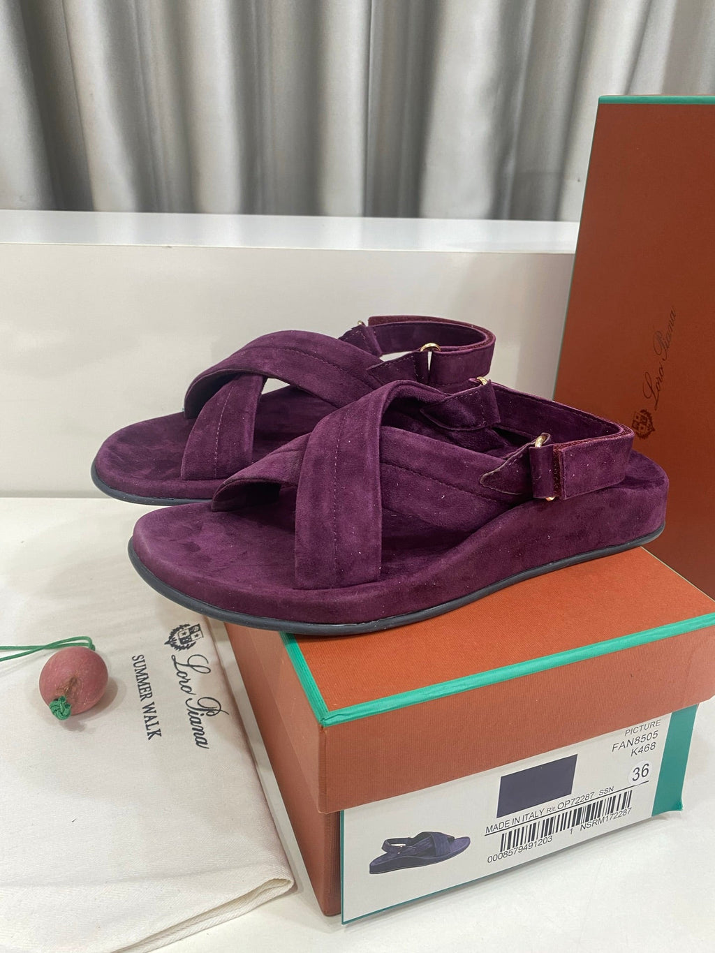 LP 26S CROSS-STRAP SANDALS IN DARK PURPLE SUEDE