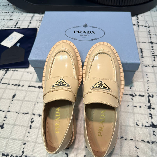 PRA SCHOCOLATE BRUSHED LOAFERS CREAM CALFSKIN