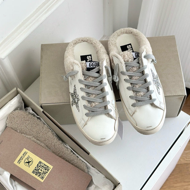 SUPER-STAR SABOTS IN WHITE CALFSKIN WITH GLITTER WHITE STAR