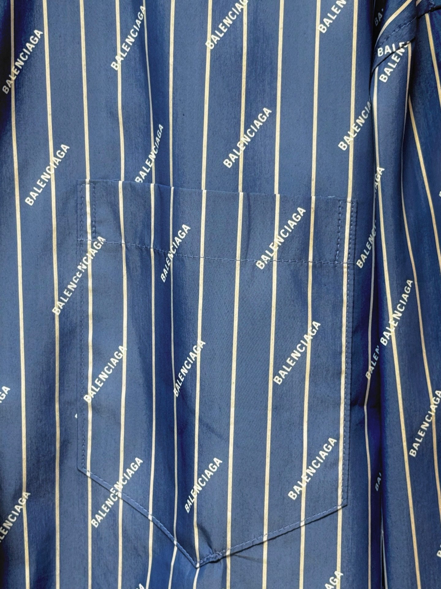 BALENCIAGA 26S LONG SLEEVE SHIRT 126