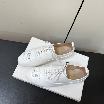 CELINE 26S MINIMAL LACE-UP SHOES IN WHITE CALFSKIN