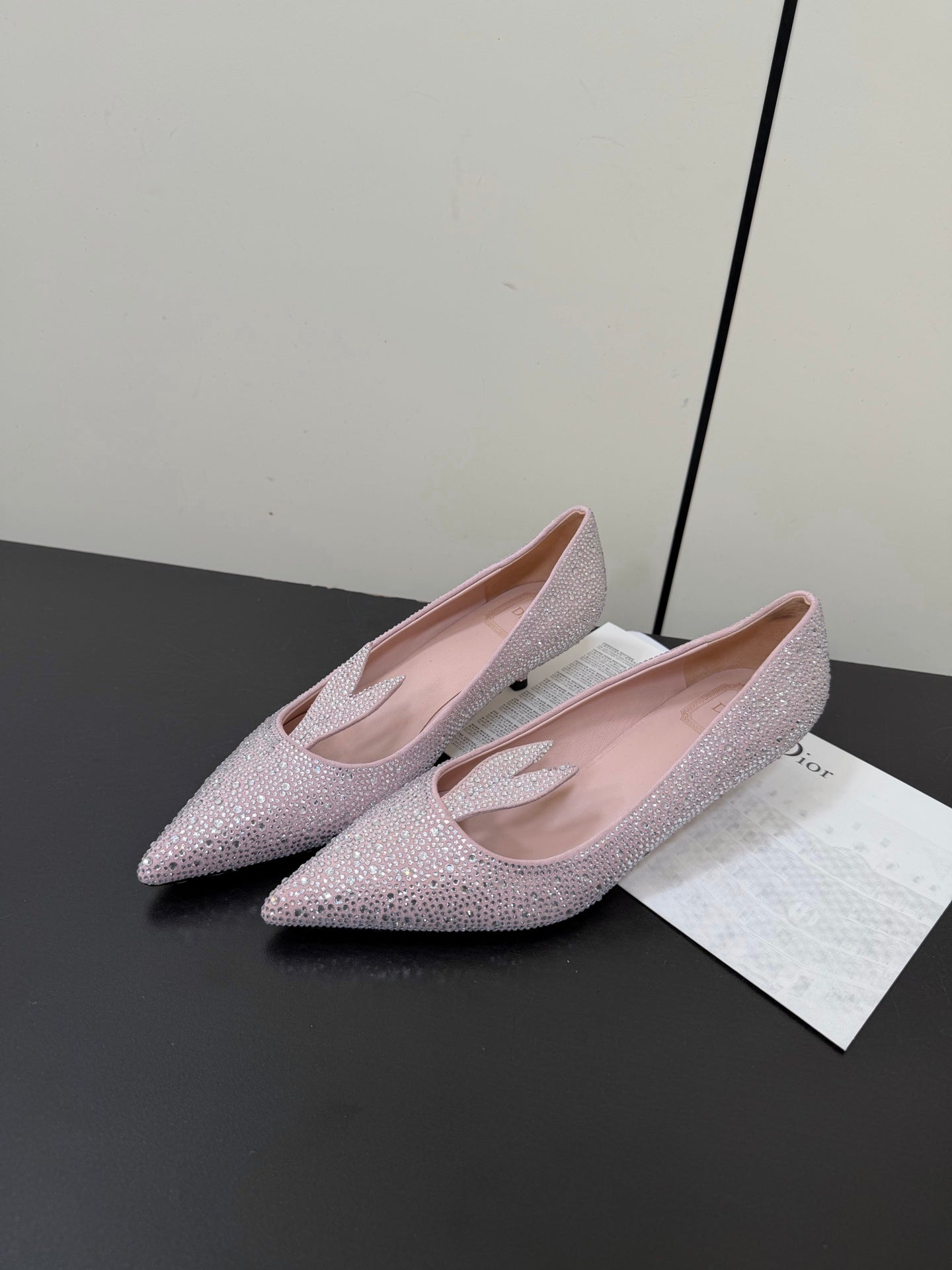 DIOR 26S POINTED-TOE HIGH HEELS 35MM IN PINK SUEDE CRYSTAL