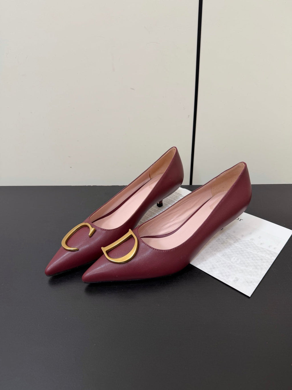 DIOR 26S POINTED-TOE HIGH HEELS 35MM IN DARK RED CALFSKIN GOLD HARDWARE