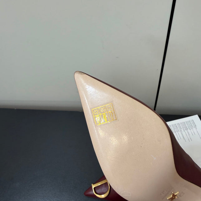 DIOR 26S POINTED-TOE HIGH HEELS 70MM IN DARK RED CALFSKIN GOLD HARDWARE