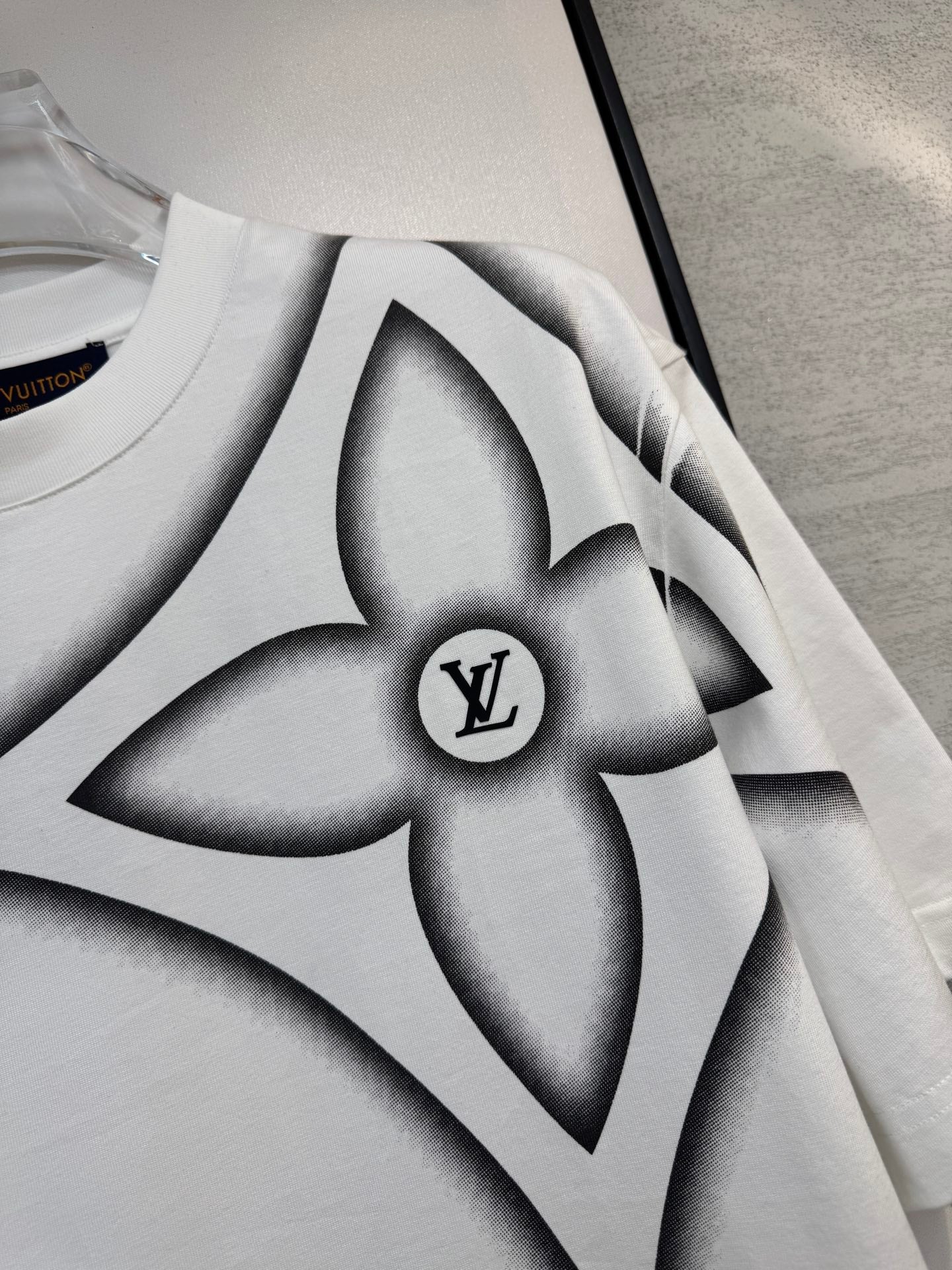 LV WHITE COTTON T-SHIRT 238912