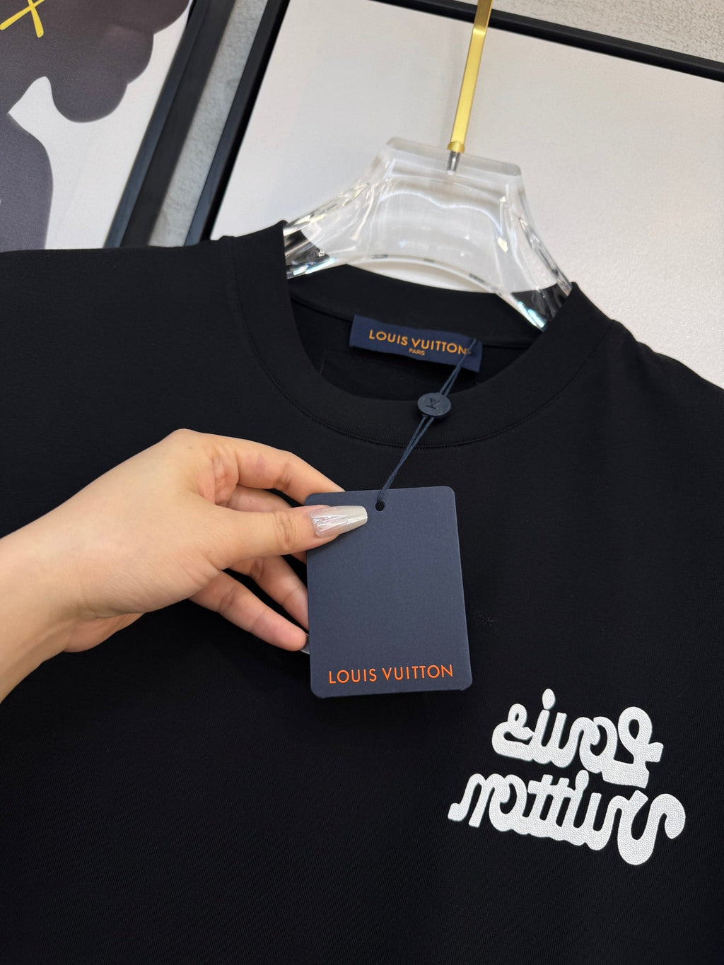 LV T-SHIRT IN BLACK COTTON FABRIC 238921