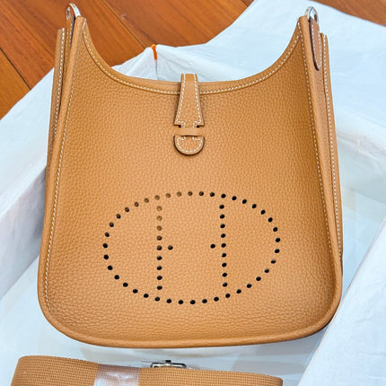 HM 26S EVELYNE BAG 23MM IN ORANGE BROWN GRAINED CALFSKIN